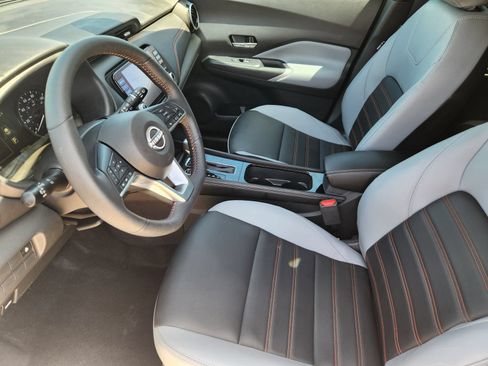 Used 2024 Nissan Kicks SR w/ SR Premium Package FWD image 16