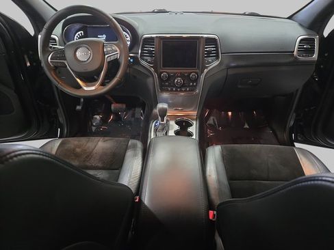 Used 2018 Jeep Grand Cherokee Altitude image 9