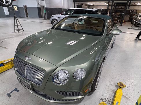 Used 2016 Bentley Continental GT image 5