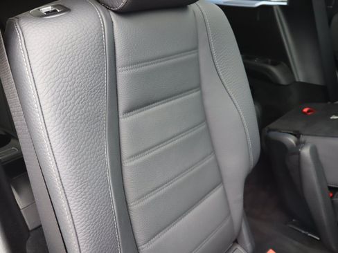 Used 2025 Mercedes-Benz GLS 450 4MATIC image 20