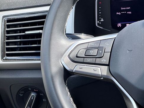 Used 2022 Volkswagen Atlas SE w/ Panoramic Sunroof Package image 16