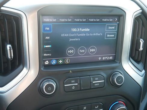 Used 2021 Chevrolet Silverado 1500 LT image 25