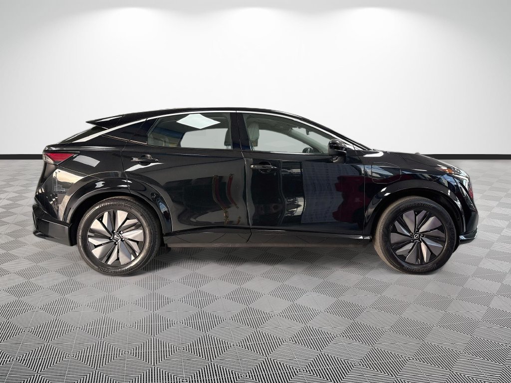 Used 2023 Nissan Ariya FWD image 16