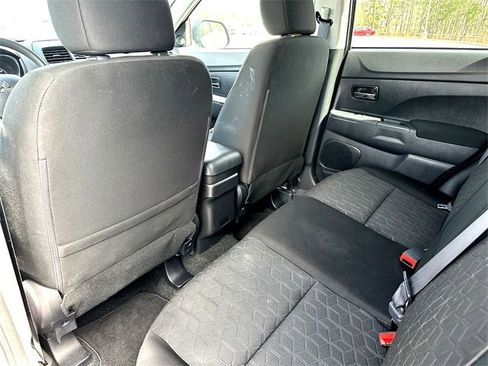 Used 2024 Mitsubishi Outlander Sport ES image 19