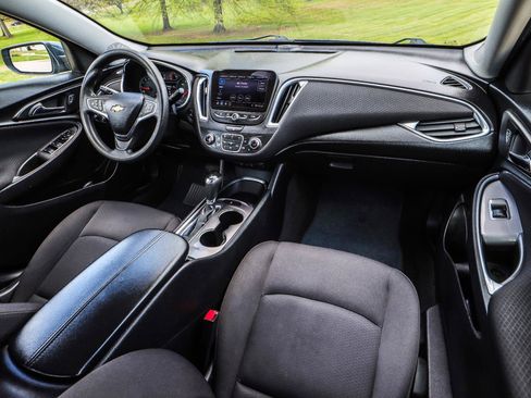 Used 2019 Chevrolet Malibu LT image 31