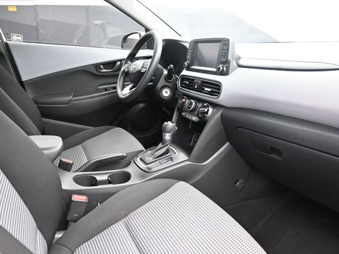 Used 2021 Hyundai Kona SE FWD image 26