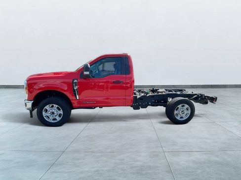 Certified 2026 Ford F250 XLT AWD/4WD image 4
