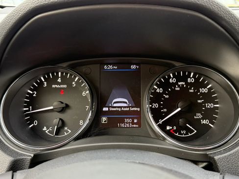 Used 2019 Nissan Rogue SL w/ Premium Package FWD image 27