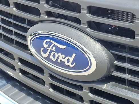 Used 2024 Ford F250 XL w/ XL Driver Assist Package AWD/4WD image 30