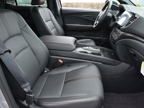 Used 2025 Honda Ridgeline TrailSport image 20