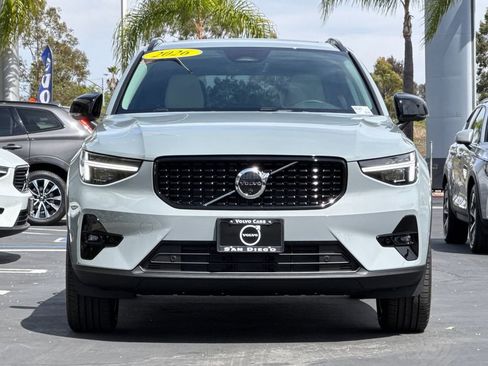 New 2026 Volvo XC40 B5 Plus w/ Protection Package Premier AWD/4WD image 8