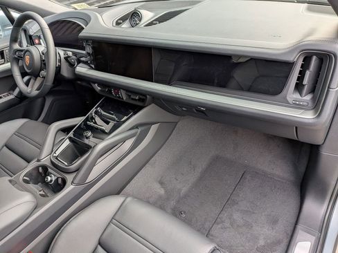 New 2026 Porsche Cayenne S image 26