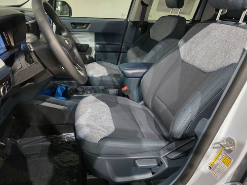 New 2025 Ford Maverick XLT image 18