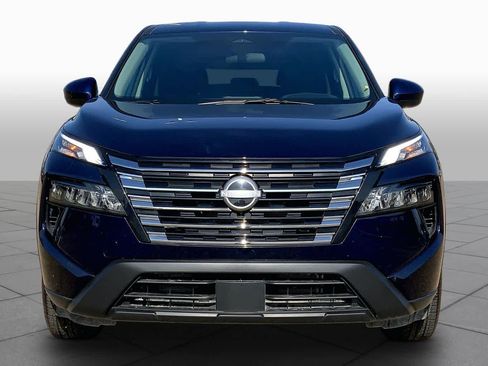 Used 2025 Nissan Rogue SV FWD image 4