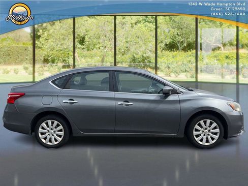 Used 2019 Nissan Sentra S image 12