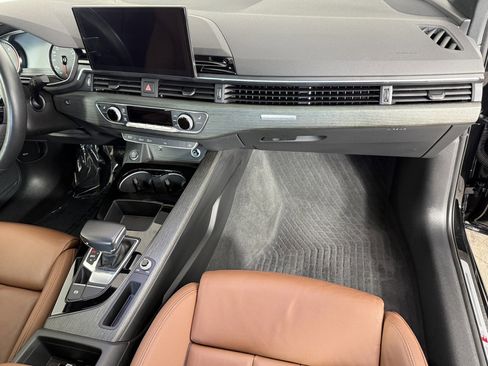 Used 2023 Audi A4 2.0T Premium w/ Convenience Package image 12