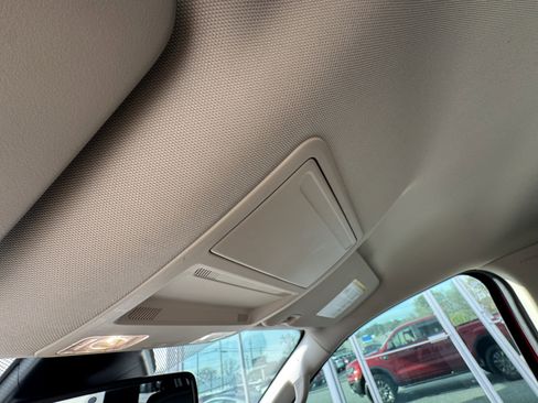 Used 2021 Ford Ranger XLT w/ Equipment Group 301A Mid image 16