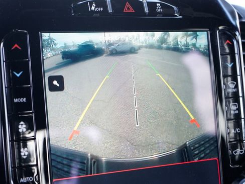 Used 2022 RAM 2500 Laramie w/ Night Edition image 33