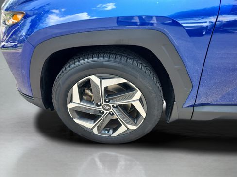 Certified 2022 Hyundai Tucson Limited w/ Cargo Package AWD/4WD image 28