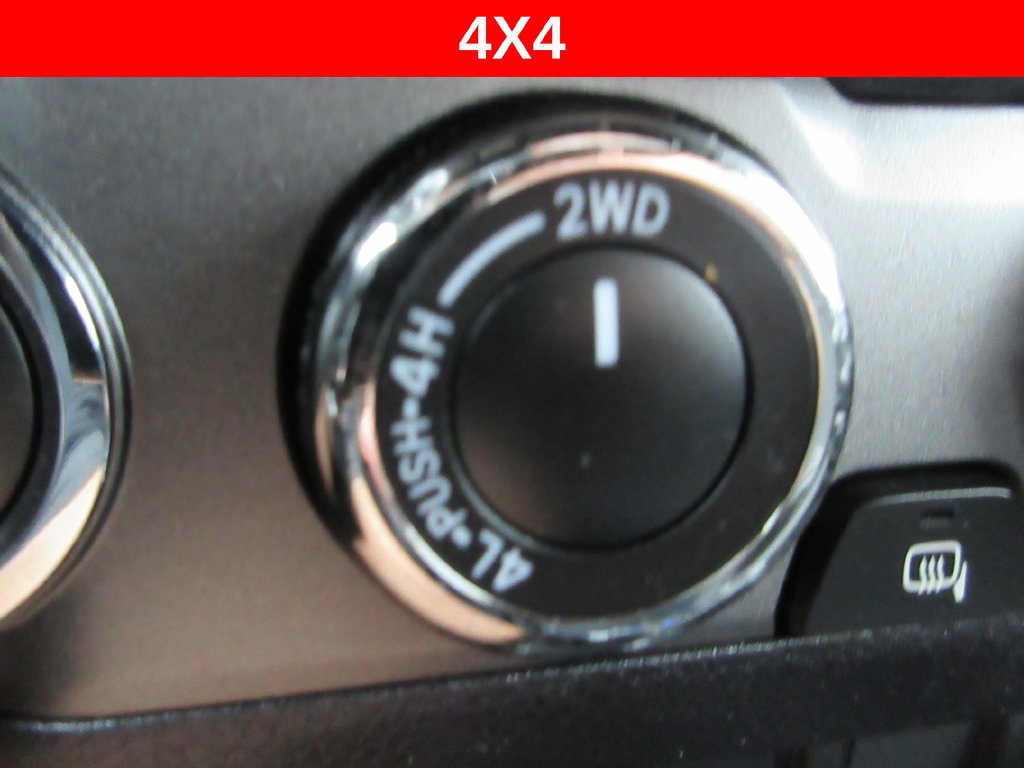 Used 2018 Toyota Tacoma TRD Sport AWD/4WD image 18