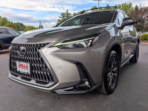 Used 2024 Lexus NX 350 AWD image 3
