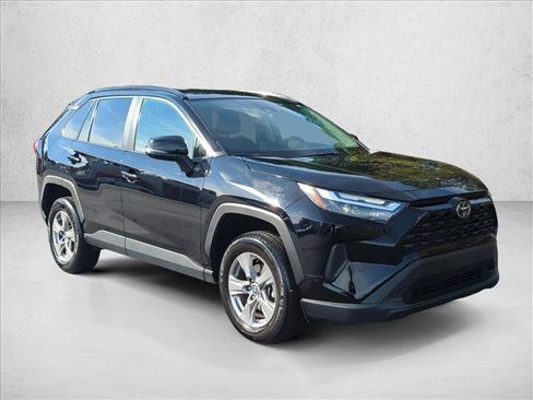 Used 2024 Toyota RAV4 XLE image 3