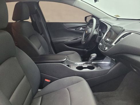 Used 2022 Chevrolet Malibu LT FWD image 21