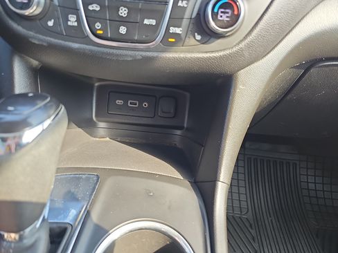 Used 2020 Chevrolet Equinox LT FWD image 30