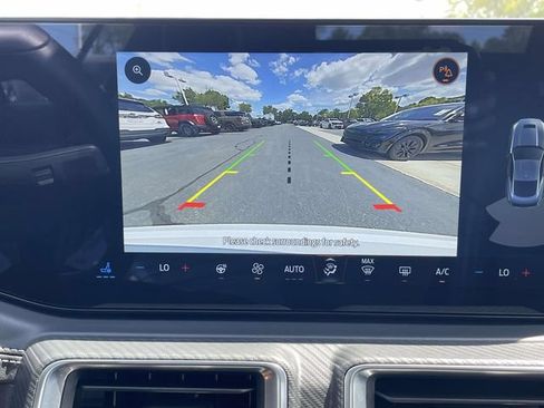 Used 2025 Ford Mustang Premium RWD image 18