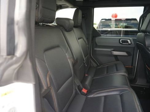 Certified 2023 Ford Bronco Badlands w/ Sasquatch Package AWD/4WD image 16