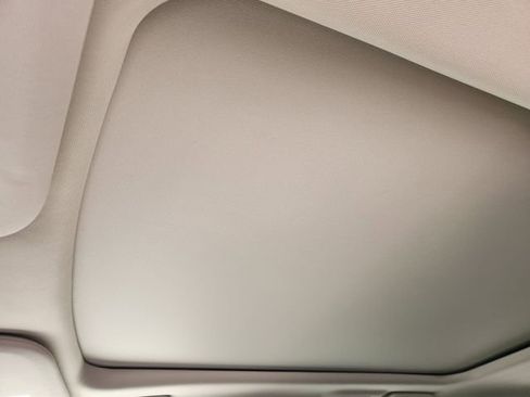 Used 2022 Ford Expedition Limited image 25