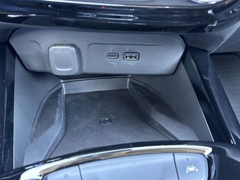 New 2026 Chevrolet Trax ACTIV w/ Sunroof Package image 25