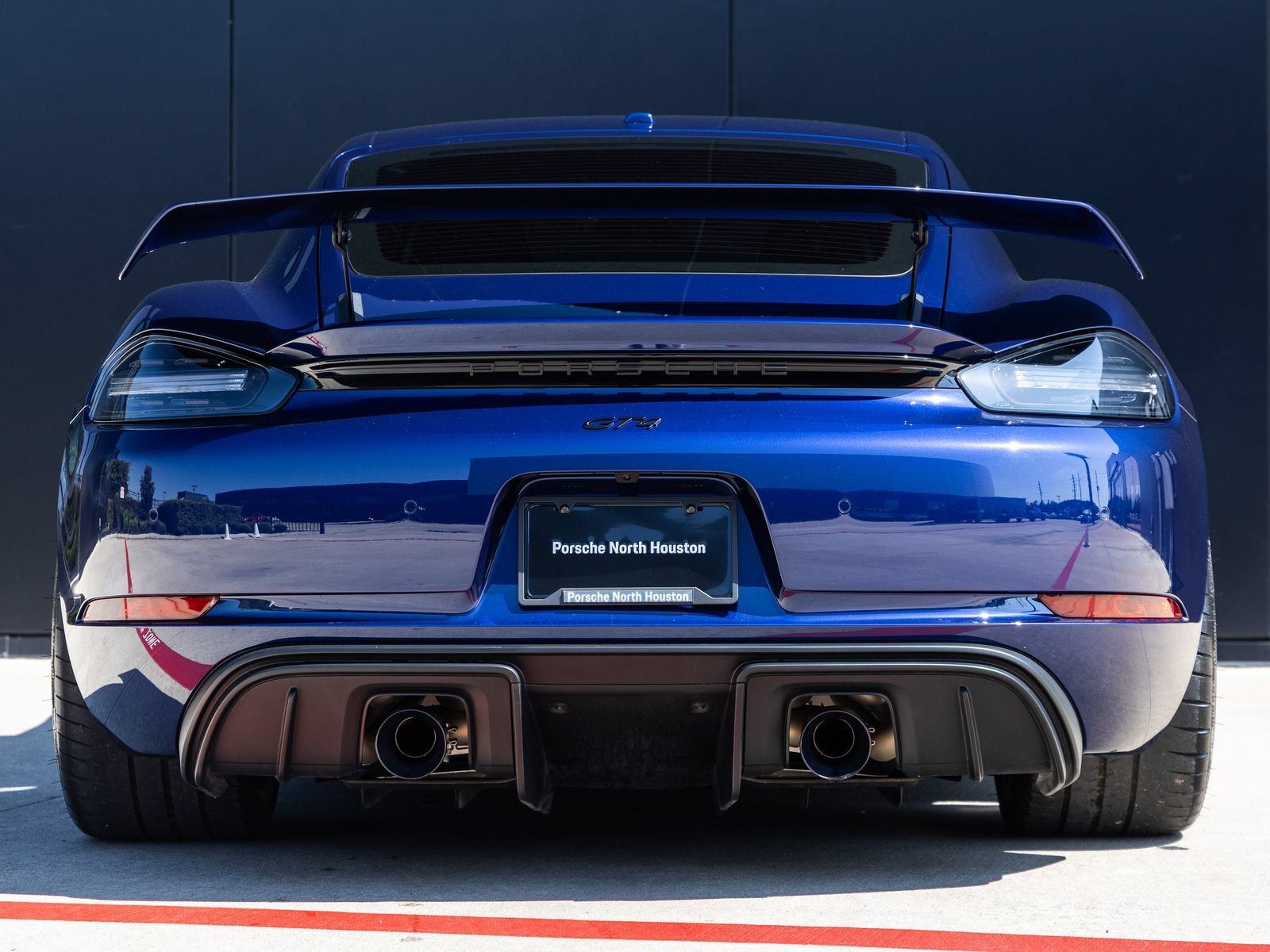 Certified 2020 Porsche 718 Cayman GT4 RWD image 12