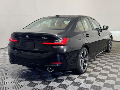 Used 2023 BMW 330i xDrive Sedan w/ Convenience Package image 10