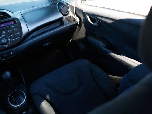 Used 2013 Honda Fit Sport image 23