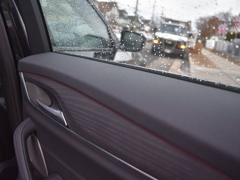 Used 2023 BMW 540i w/ M Sport Package image 26