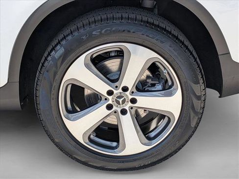 Certified 2023 Mercedes-Benz GLC 300 4MATIC Coupe image 23