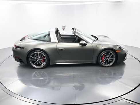 Used 2021 Porsche 911 Targa 4S w/ Sportdesign Package image 44