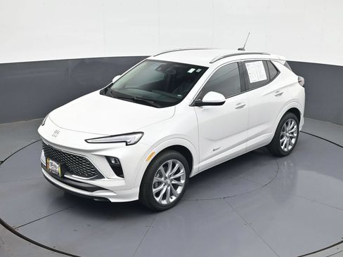 Used 2024 Buick Encore GX Avenir w/ Avenir Convenience Package AWD/4WD image 14