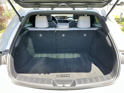 Used 2019 Lexus UX 200 w/ Accessory Package 2 FWD image 27