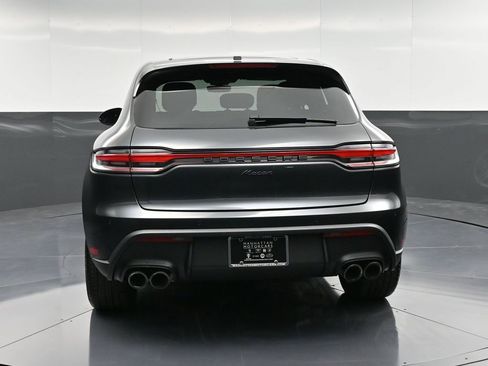 Certified 2025 Porsche Macan AWD/4WD image 7
