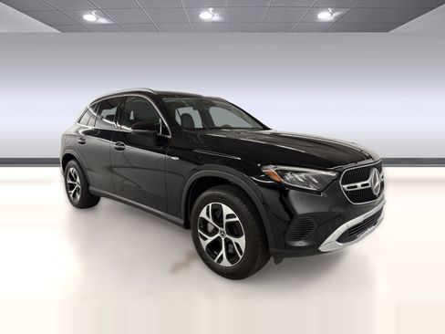 Certified 2025 Mercedes-Benz GLC 350e 4MATIC image 7