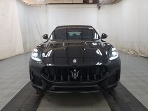 Used 2023 Maserati Grecale Modena AWD/4WD image 9