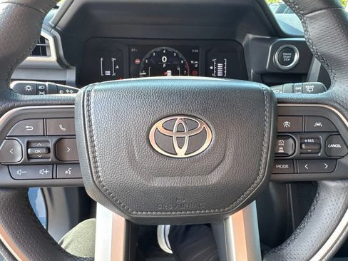 Used 2026 Toyota 4Runner SR5 AWD/4WD image 13