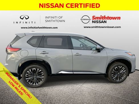 Certified 2025 Nissan Rogue Platinum w/ Tech Package image 6