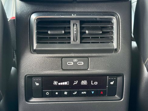 Certified 2024 MAZDA CX-90 Plug-In Hybrid w/ Premium Plus AWD/4WD image 18