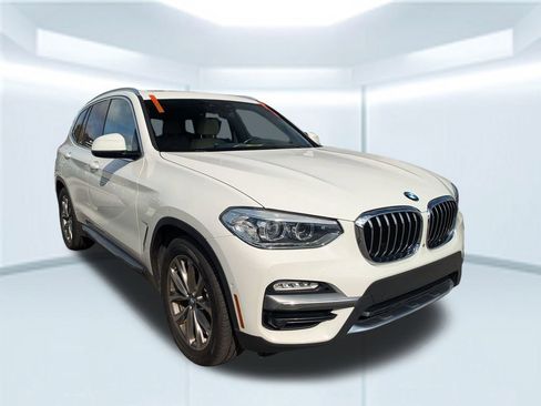 Used 2019 BMW X3 sDrive30i w/ Premium Package image 4