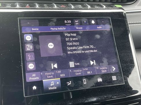 New 2025 Jeep Grand Cherokee Laredo X AWD/4WD image 35