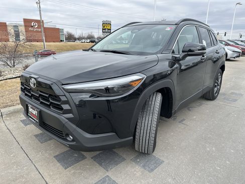 New 2026 Toyota Corolla Cross XLE w/ Convenience Package image 3