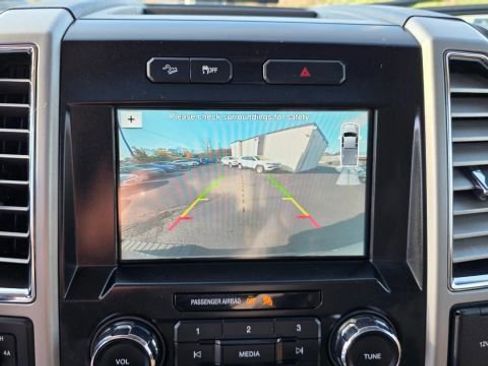 Used 2016 Ford F150 Lariat AWD/4WD image 29